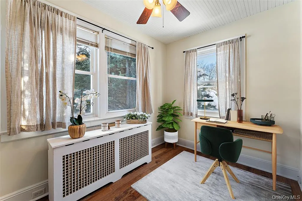 STAGED OFFFICE RIGHT OFF THE ENTRY - 34 Bedford Ave