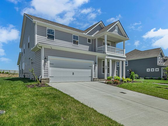 3rd image of 698 Conifer Dr