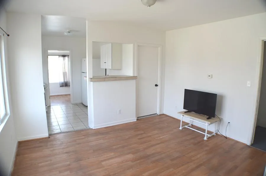 2 bed, 750 sqft, $1,895 — Photo 4