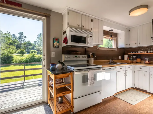8581 VT Route 30 #A, Jamaica, VT 05343
