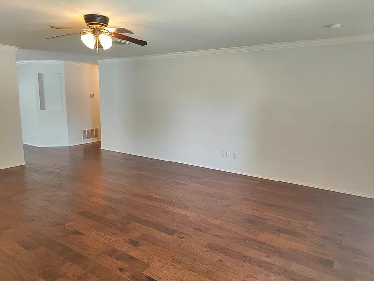 13179 Michelle Dr — Photo 4