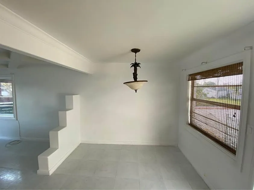 6503 Winfield Blvd — Photo 2