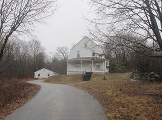 303 Providence Rd, South Grafton, MA 01560