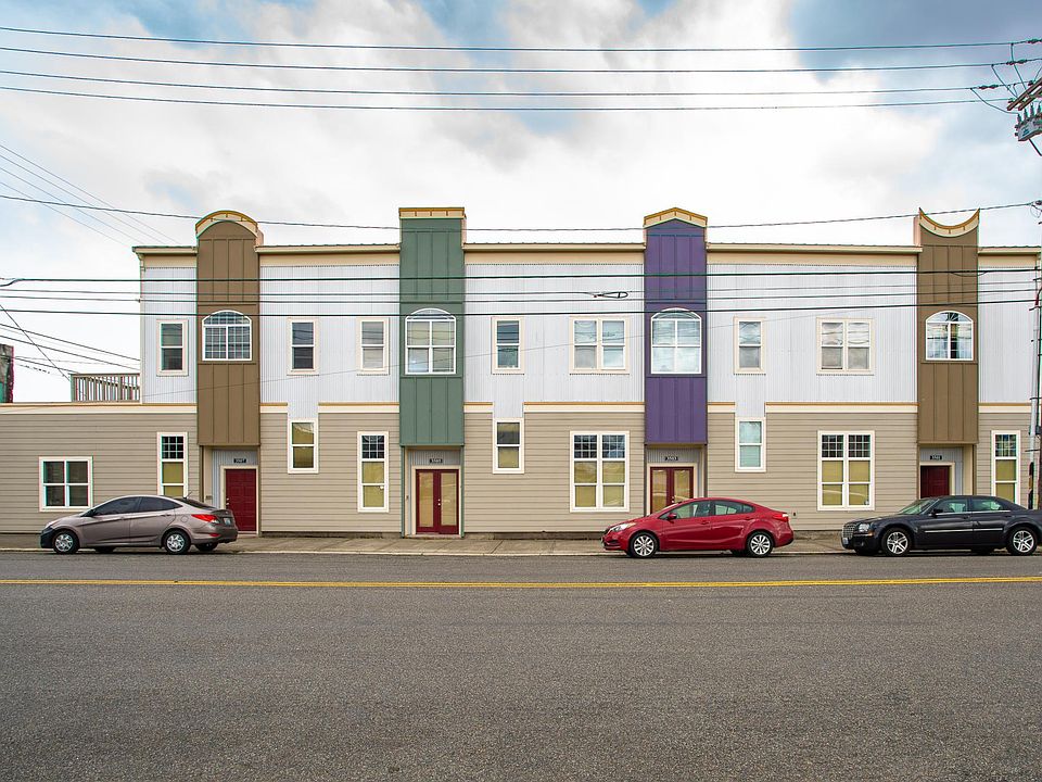 Front exterior. Unit is on far right.