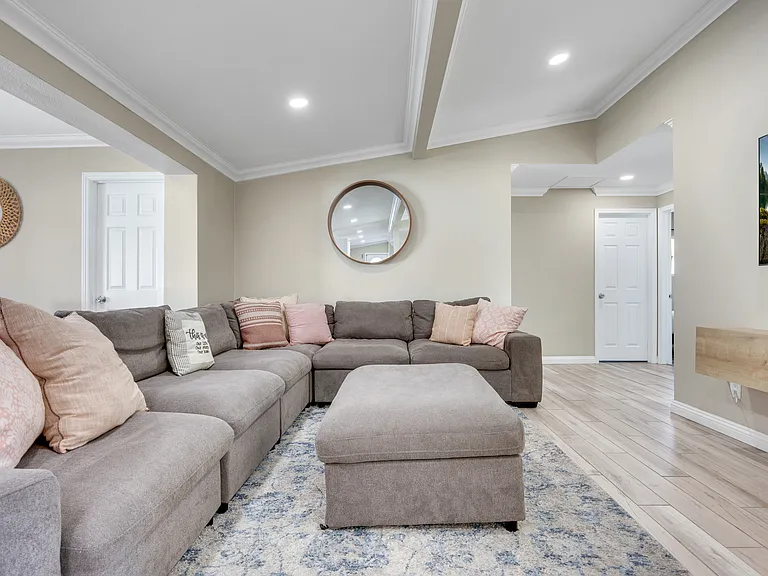 9971 Chanticleer Rd — Photo 63