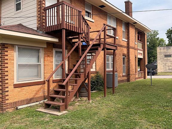 2nd image of 308 E 5th Ave