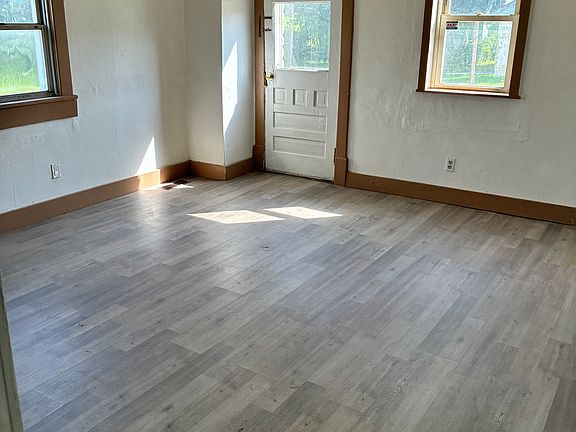 5th image of 709 Hamilton Ave