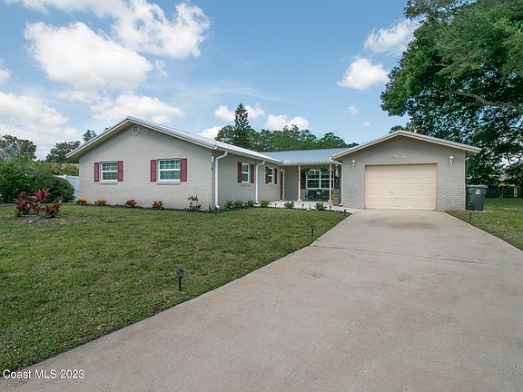 2nd image of 988 Carolina Cir