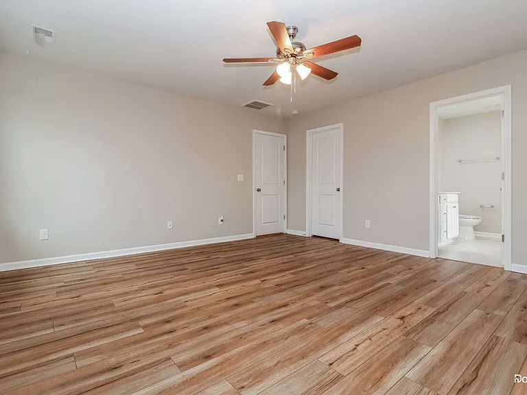 239 Wathen Dr — Photo 9