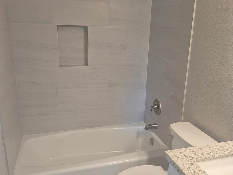 1965 Hornblend St #10 — Photo 5