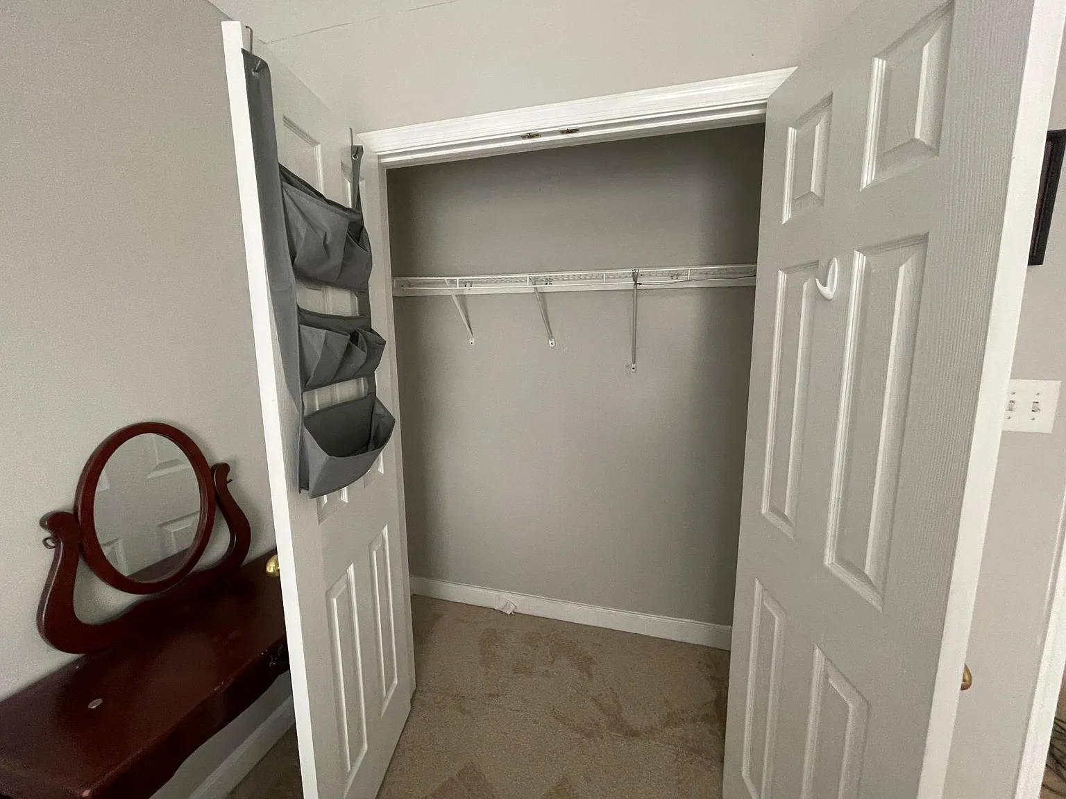4 bed, 2.5 bath, 2209 sqft, $950 — Photo 3