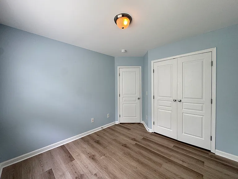 413 Hamlet Park Dr — Photo 25