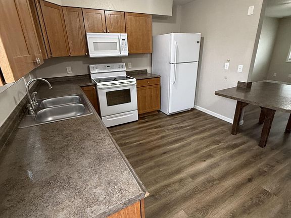 2nd image of 322 6th Ave SE #5