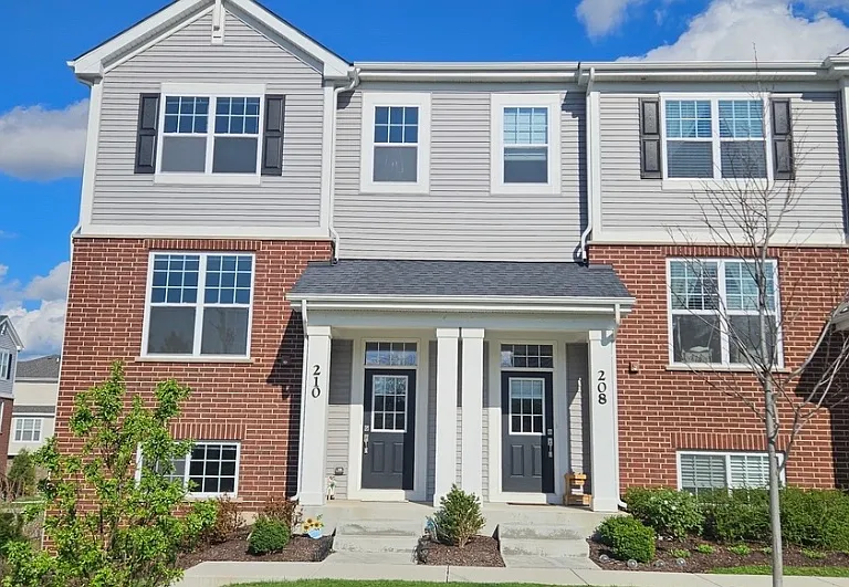 210 Timberleaf Cir — Photo 1