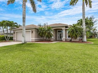 142 SE 20th St, Cape Coral, FL 33990