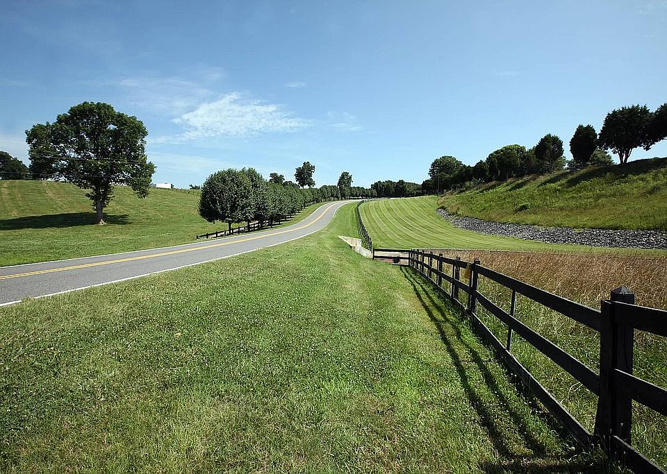 Cedar Lake Farm Road