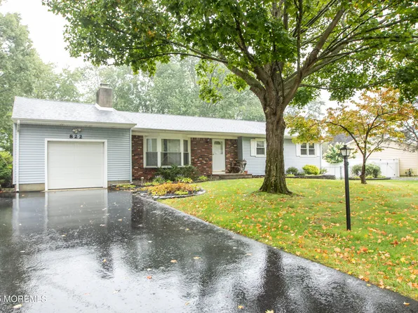 822 Lexington Drive, Brick, NJ 08724