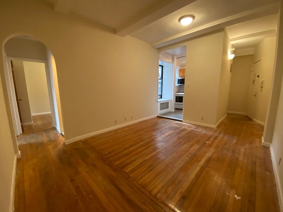 1st image of 115 W 71st St APT 9D