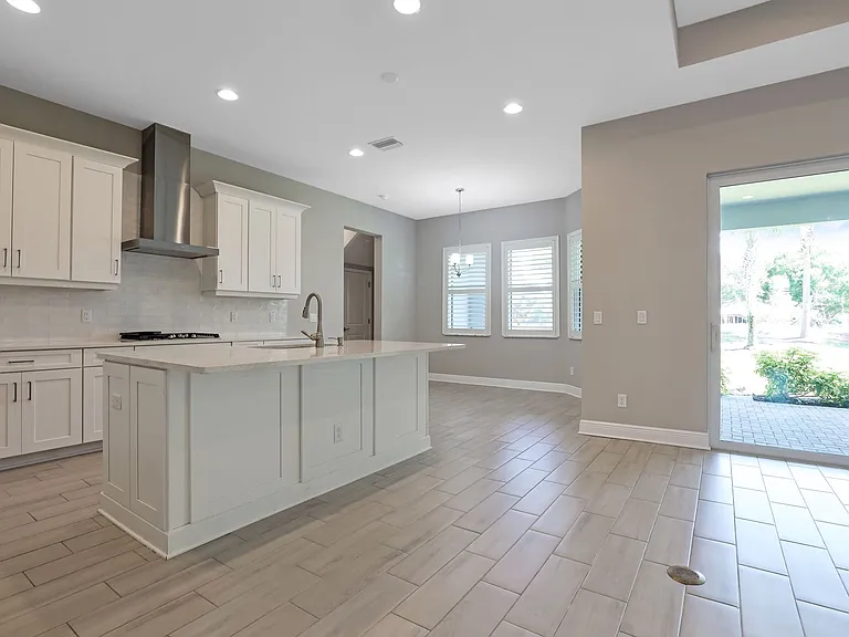 6133 Lungo Lago Dr — Photo 7