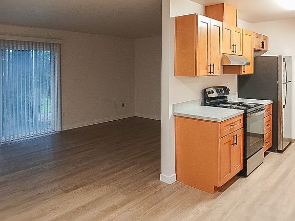 4th image of 23913 111th Pl SE #443909