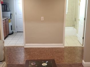 1041 16th St NE APT 3, Washington, DC 20002