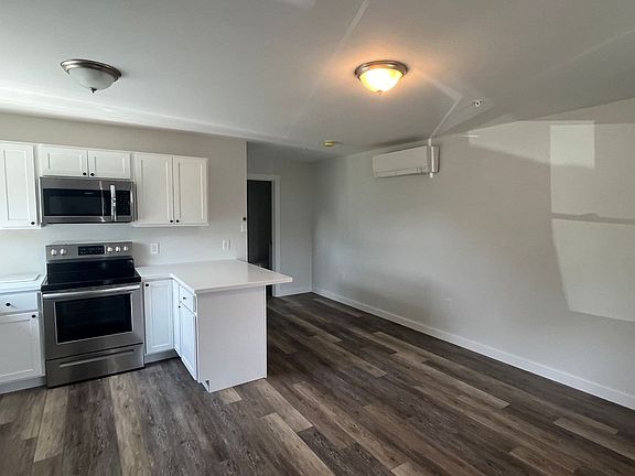4th image of 661 Laporte Rd #5