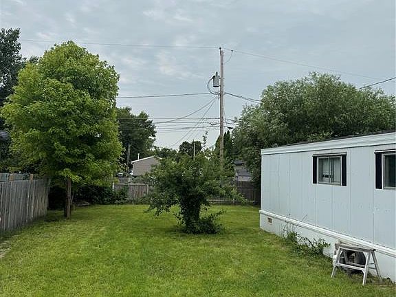 2nd image of 451 34th STREET