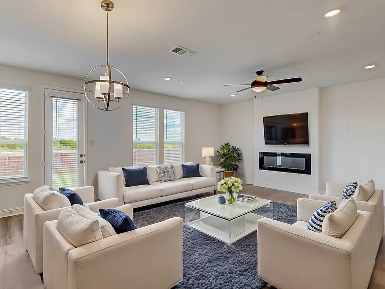 353 Princewood Dr — Photo 2