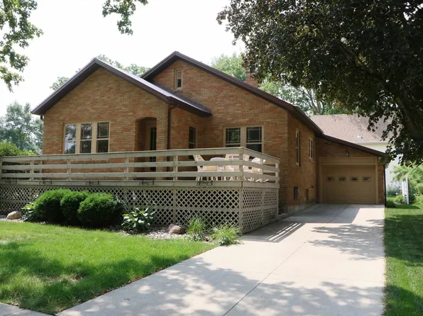 507 Lake St, Emmetsburg, IA 50536