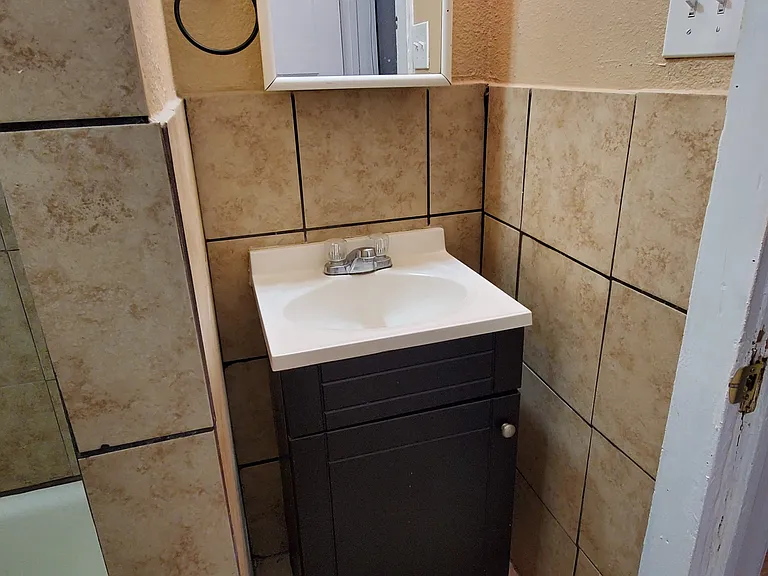215 Margil St — Photo 12