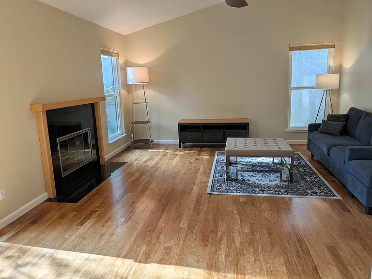 3152 Newport Ter — Photo 3