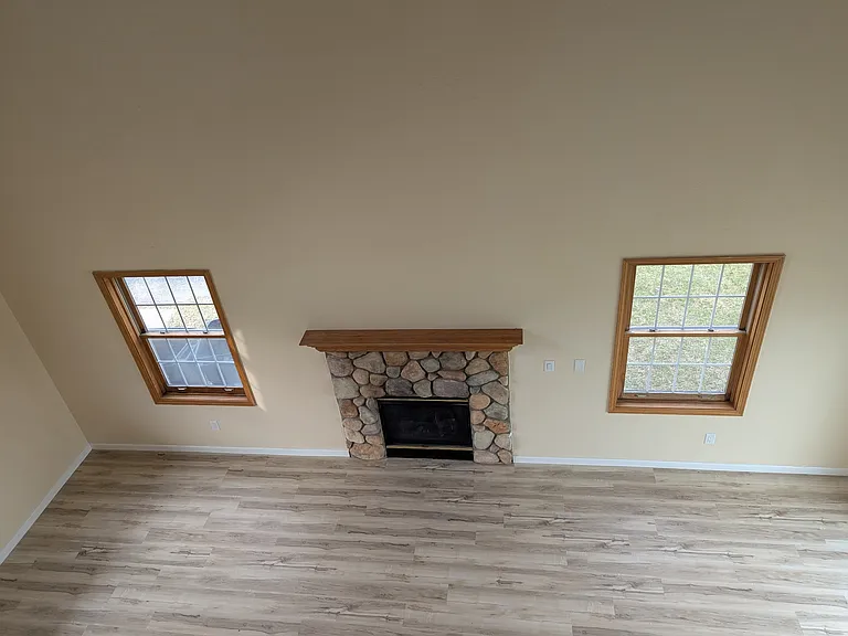 9760 Head O Lake Rd #6 — Photo 17