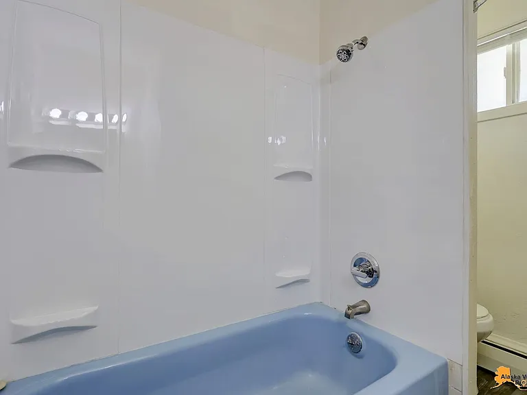 1121 Latouche St — Photo 20