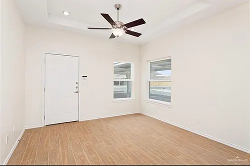 3813 Hawthorne Ave #2 Photo 1