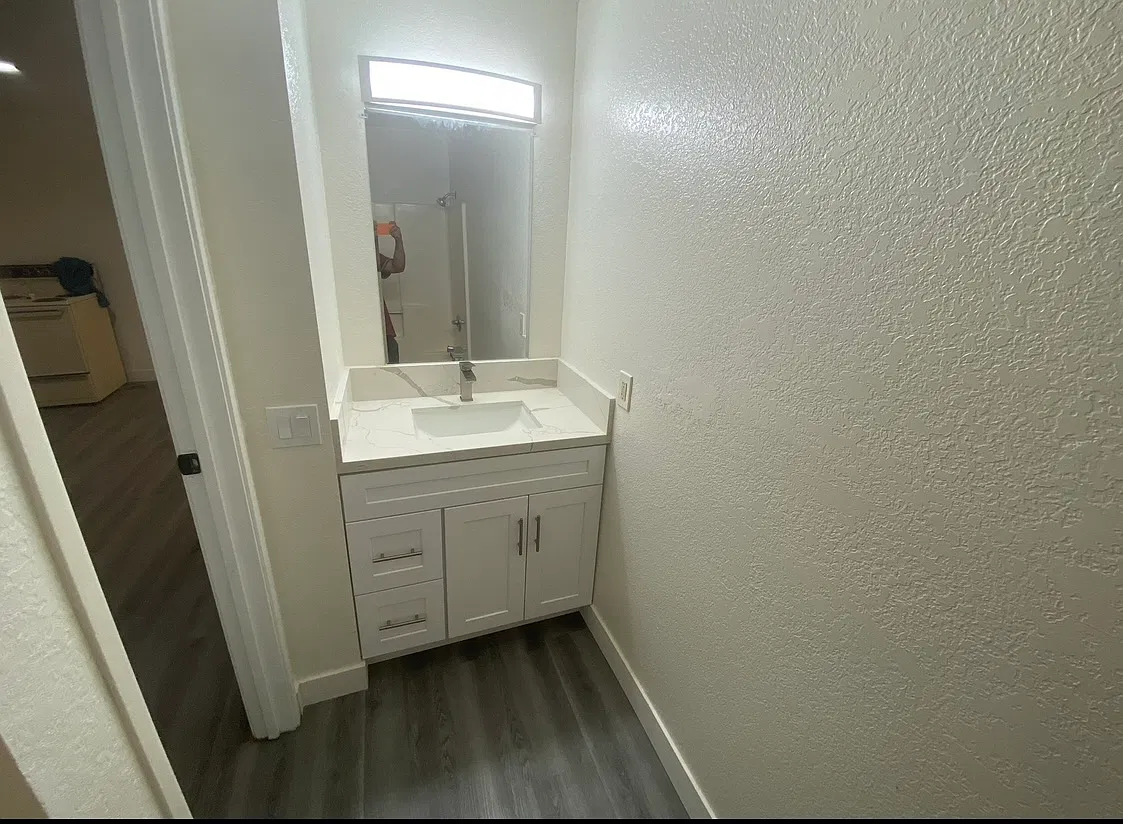 1 bed, 580 sqft, $1,700 — Photo 3
