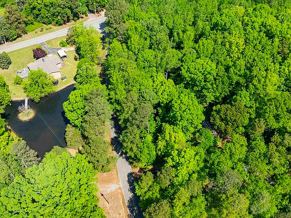 3rd image of 382 Oliver Metz Rd