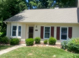 2634 Cottage Cir, Raleigh, NC 27613