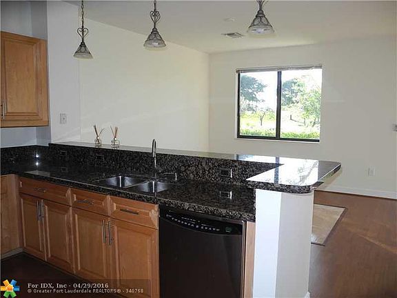4th image of 1642 SW 33rd Ct #1642