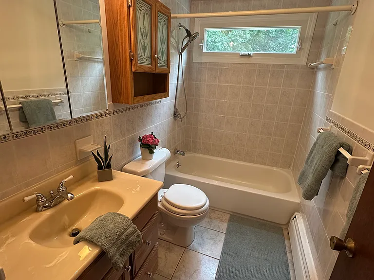 10 Cedar Ridge Dr — Photo 11