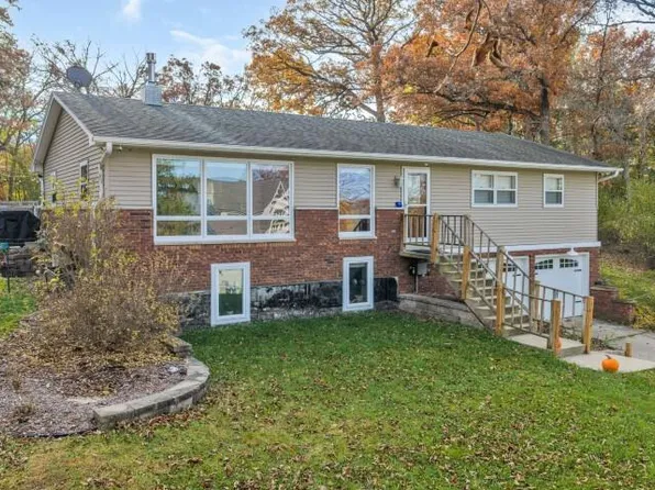 W5737 North DRIVE, Elkhorn, WI 53121