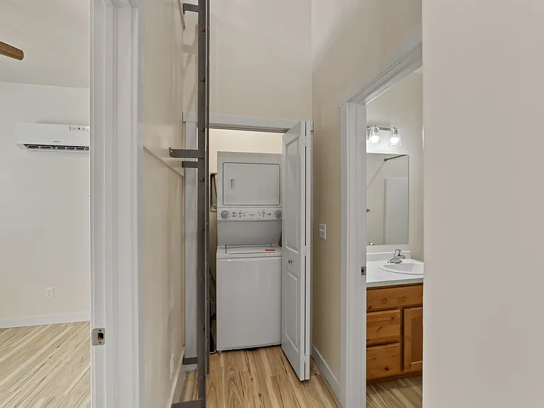 2158 E Bonnies Way — Photo 11