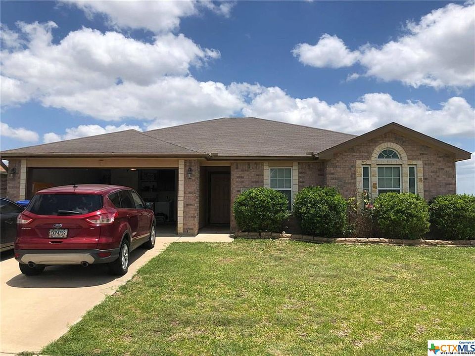 1st image of 1301 Dixon Cir