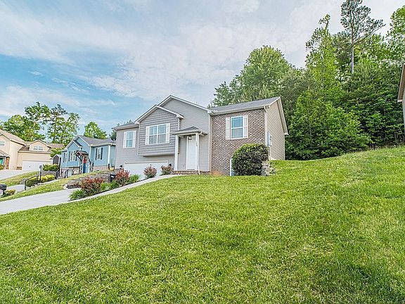 5th image of 7809 Elkton Ln