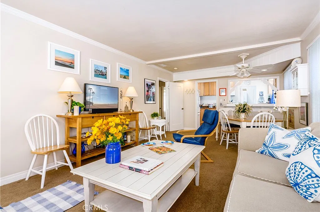 2 bed, 1.0 bath, 1142 sqft, $5,100 — Photo 4