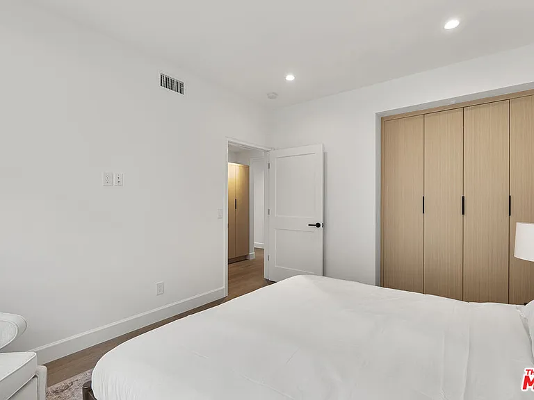 132 S Oakhurst Dr #3 — Photo 14