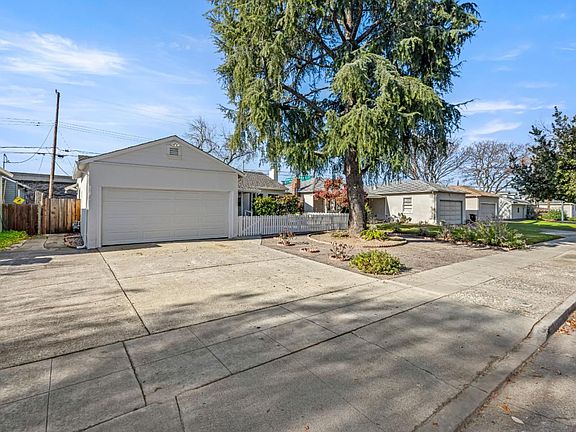 3rd image of 1281 San Juan Ave