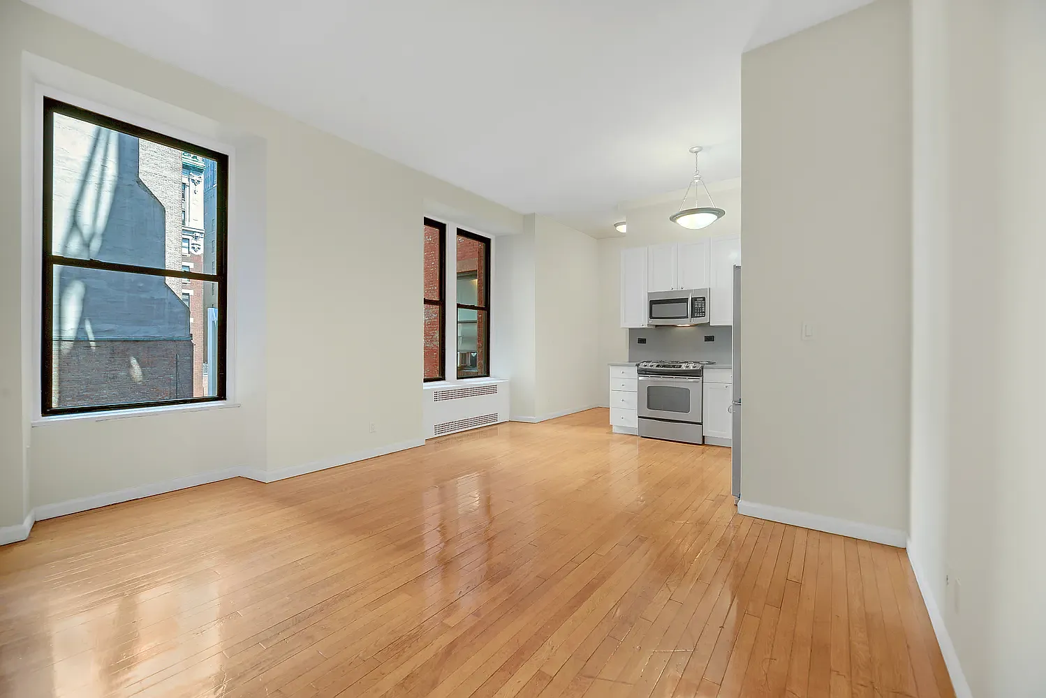 121 Madison Avenue — Photo 2