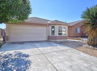 8920 Lower Meadow Trl SW, Albuquerque, NM 87121