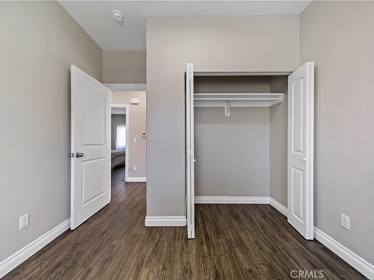 14102 Edwards — Photo 15