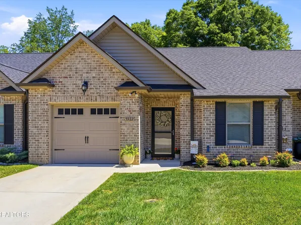 5922 Knox Hill Way, Knoxville, TN 37912